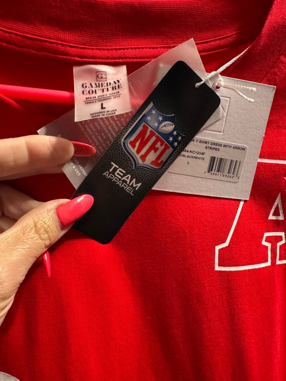 NFL Red T-Shirt with White Team Lettering - Picture 3 of 3